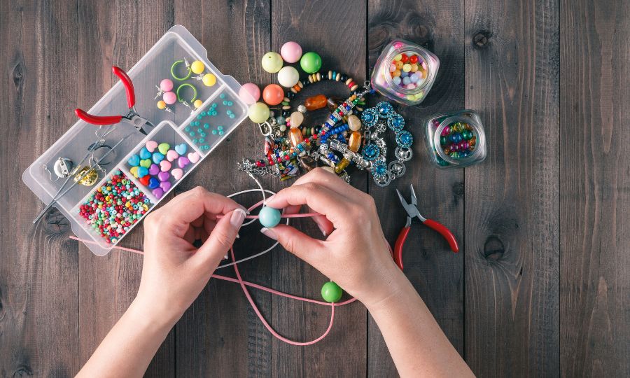 nen-bieu-qua-tet-gi-cho-dong-nghiep-16