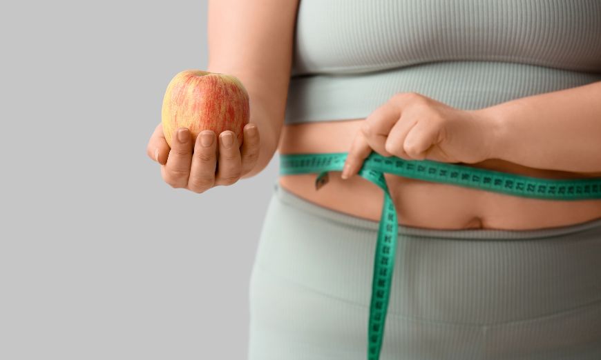 Nên hạn chế ăn bánh trung thu trong qá trình giảm cân