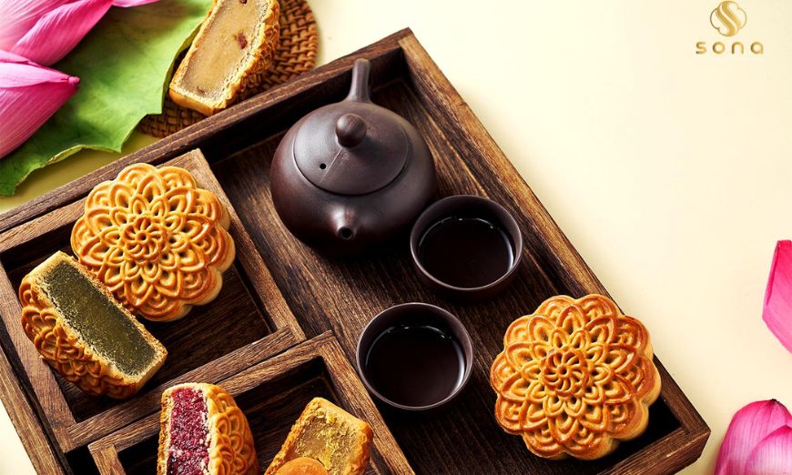 Ăn bánh trung thu chung với trà giúp giúp làm bánh dậy vị và hỗ trợ phân giải chất béo