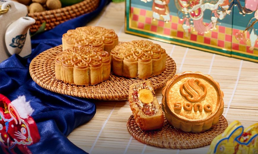 Set bánh Trung thu cao cấp với nhân bánh healthy ít ngọt tại Sona Gift